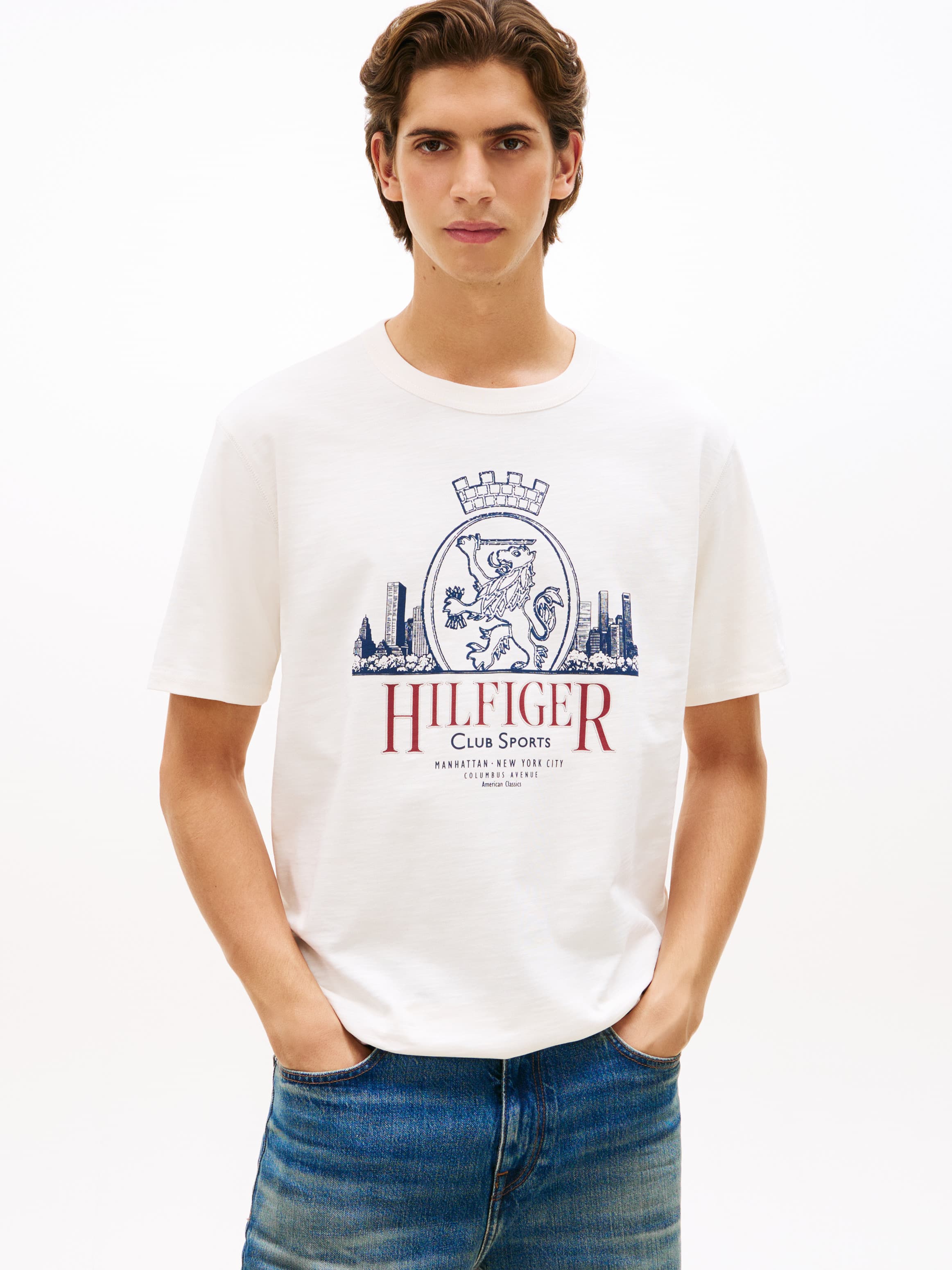 تيشيرت بقصة مريحة بطبعة Crest بارزة من Heritage